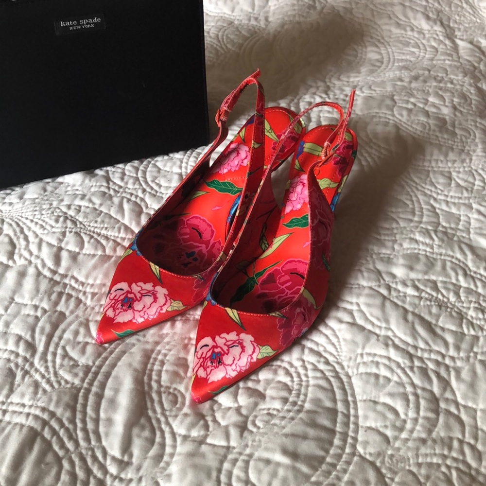 Gorgeous Aldo kitten heel *BARELY WORN*